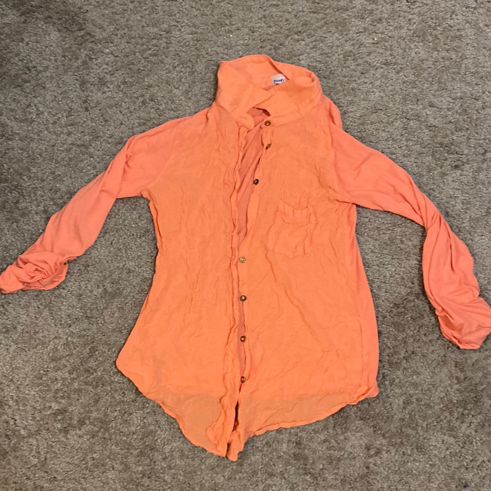 Peachy color Poof! Shirt Small